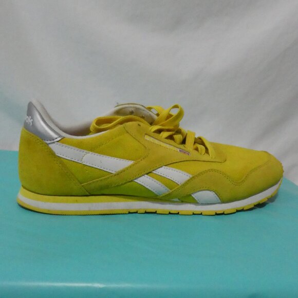 REEBOK - Classic | size 9.5 | Golden Haze - Chalk Lace-Up Sneaker - Picture 7 of 15